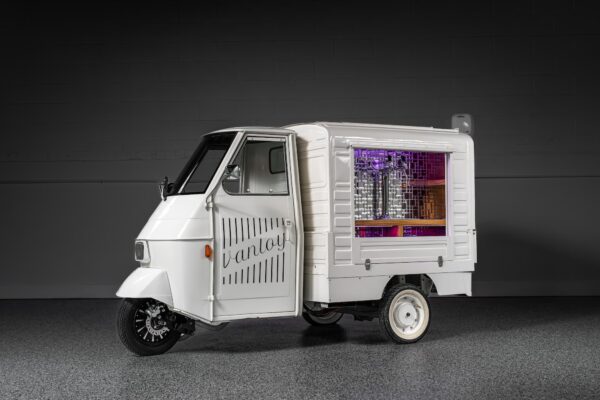 Piccolo - 1960's 2 taps to dispense any kegged beverage